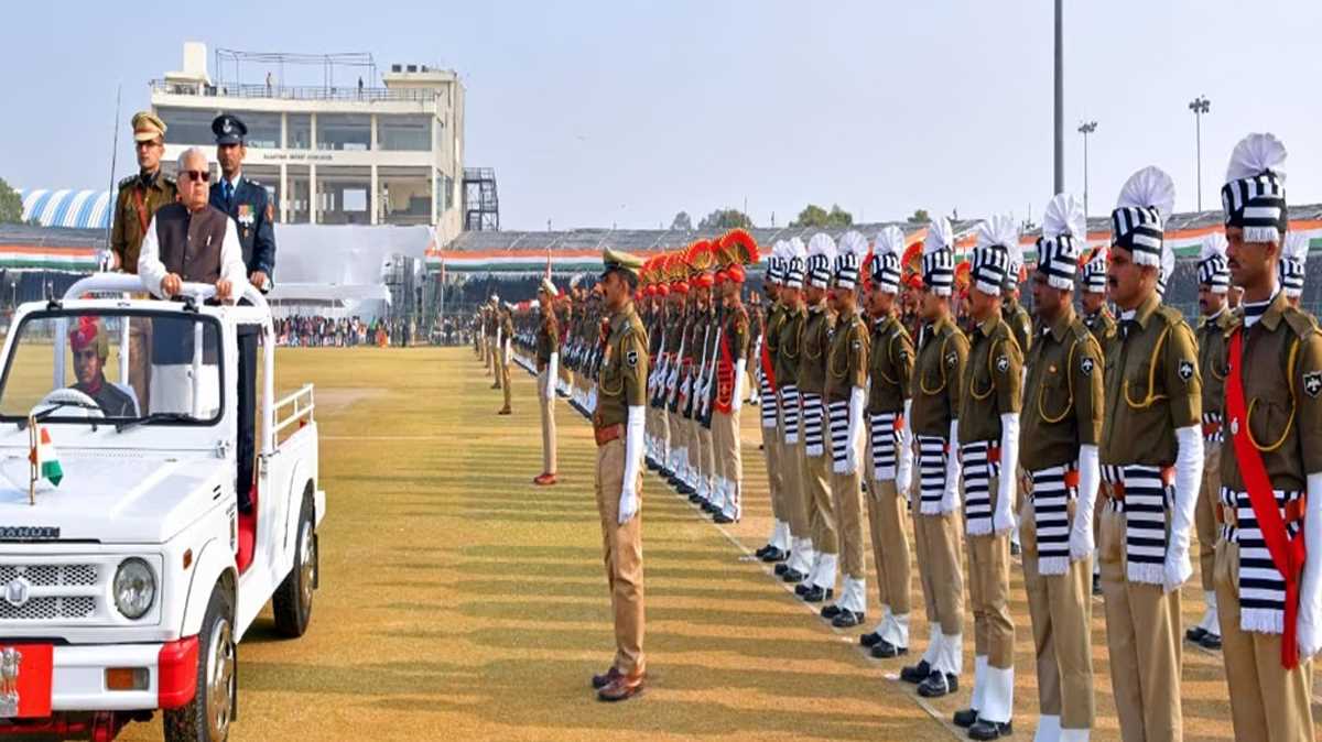 मिश्र ने गणतंत्र दिवस पर राज्य स्तरीय समारोह में फहराया राष्ट्रीय ध्वज